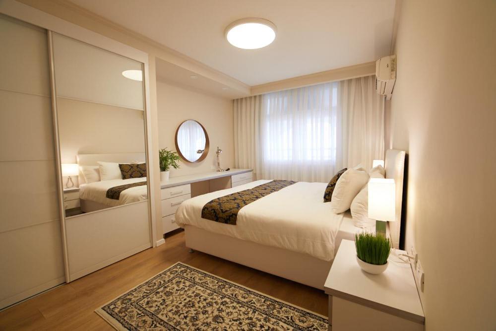 Modern Tlv Aparthotel Tel Aviv Exterior photo