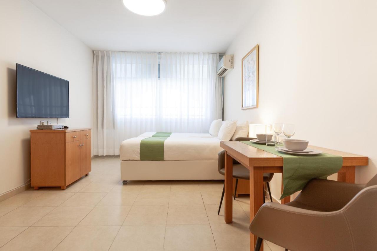 Modern Tlv Aparthotel Tel Aviv Exterior photo